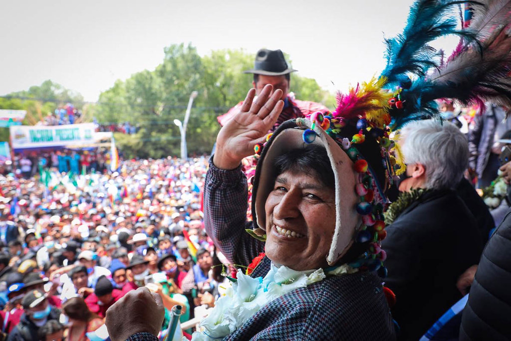 Fotógrafo Estanislao Santos - Estanislao Santos fotógrafo | Registro fotográfico: Evo Morales y acto de apoyo en Argentina